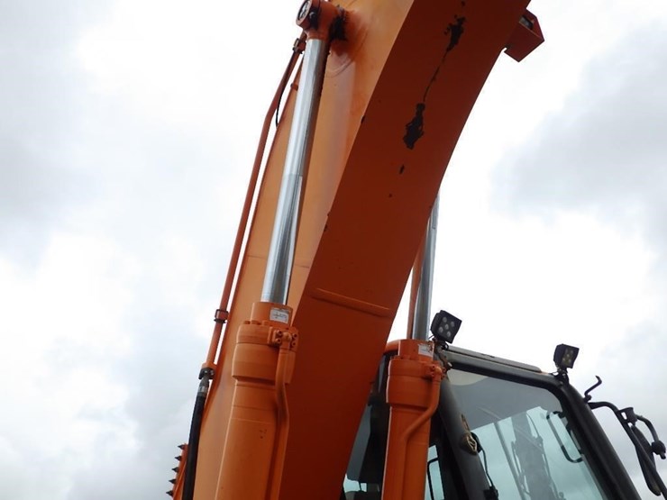 doosan-dx225-lc-3-image-24
