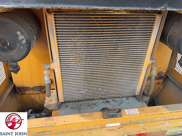 sullair-175q-compressor-trailer-image-9
