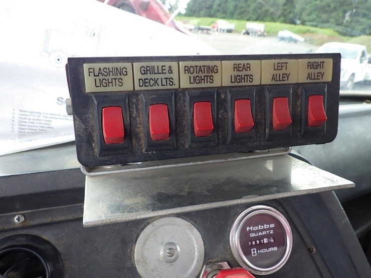 1988-ford-lt9000-image-65