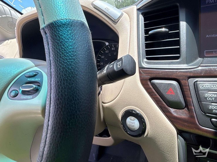 2014-nissan-pathfinder-image-10