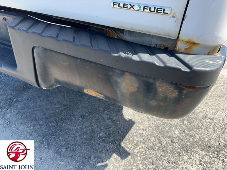 2014-ford-f150-xl-image-16