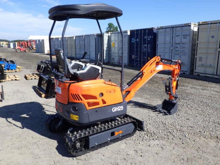 2026-aboss-gh25-hydraulic-excavator-image-3