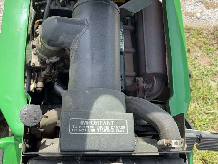 john-deere-322-image-44