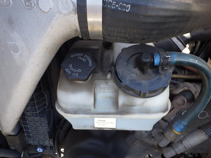2005-utility-combo-image-20