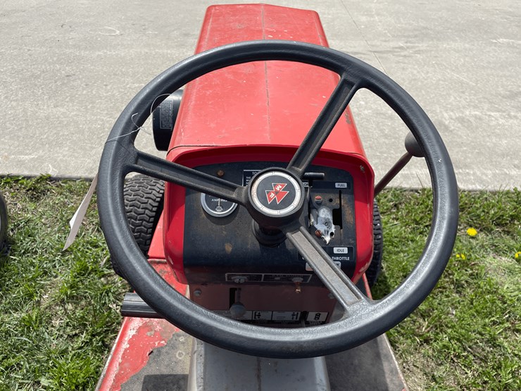1975-massey-ferguson-16-image-23