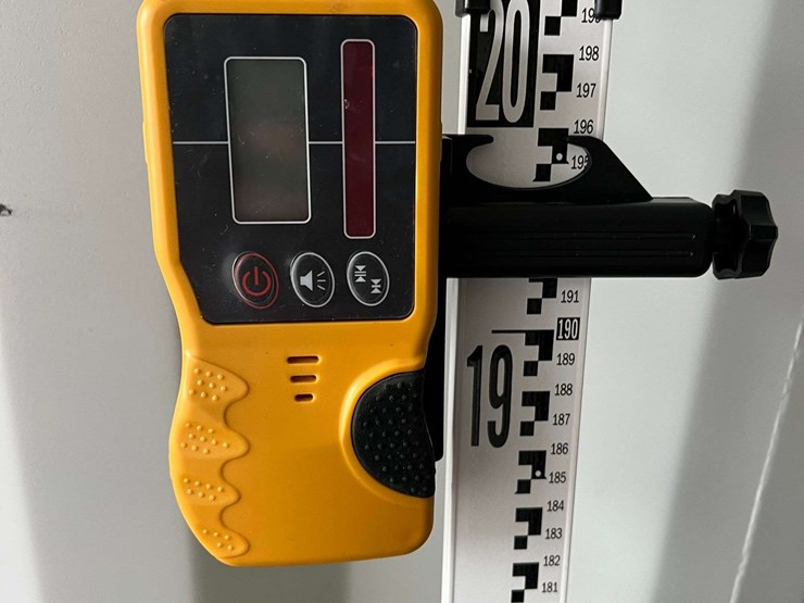 self-leveling-rotary-laser-(survey-equipment-&-grade-control)-(new/unused)-image-10