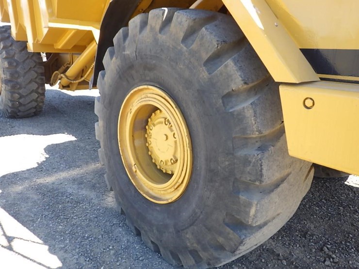 1985-caterpillar-d25c-image-37