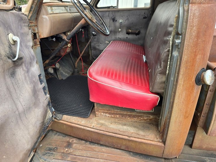 #31-•-1948-studebaker-m15-pick-up-truck-image-39