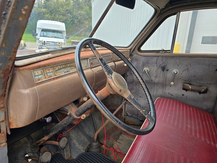 #31-•-1948-studebaker-m15-pick-up-truck-image-43