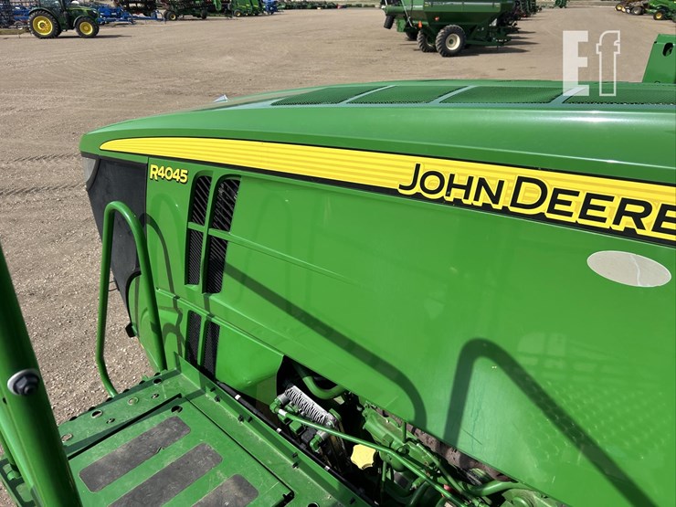 2020-john-deere-r4045-image-55