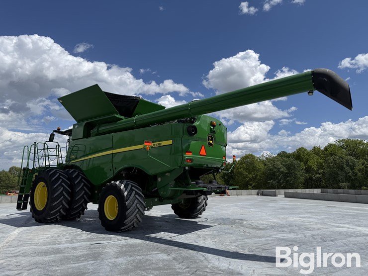 2019-john-deere-s780-image-7