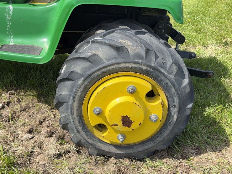 john-deere-322-image-25