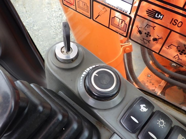 doosan-dx225-lc-3-image-49