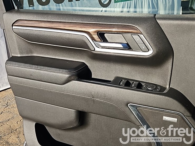 2022-chevrolet-silverado-1500-image-48