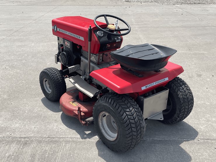1974-massey-ferguson-8-image-3