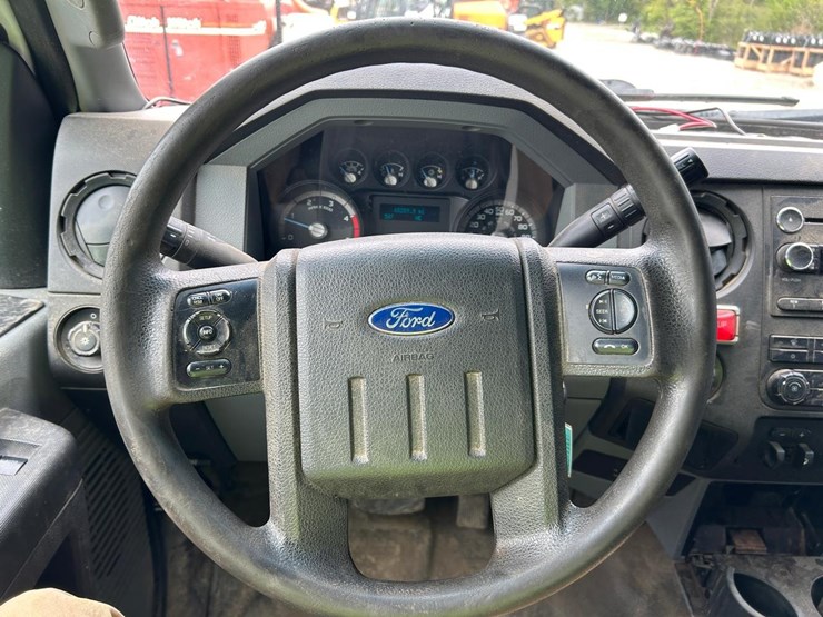 ford-f550-image-26