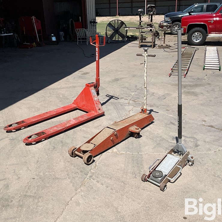Hydraulic Jacks