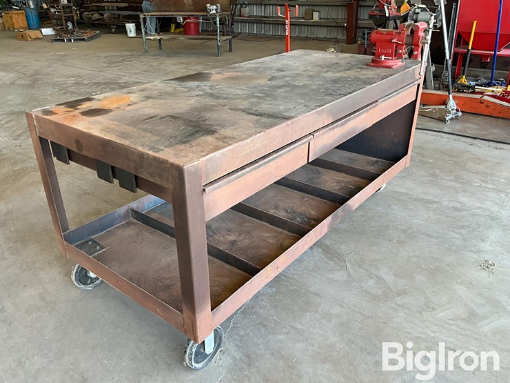 40”x88”-rolling-work/storage-bench-image-3