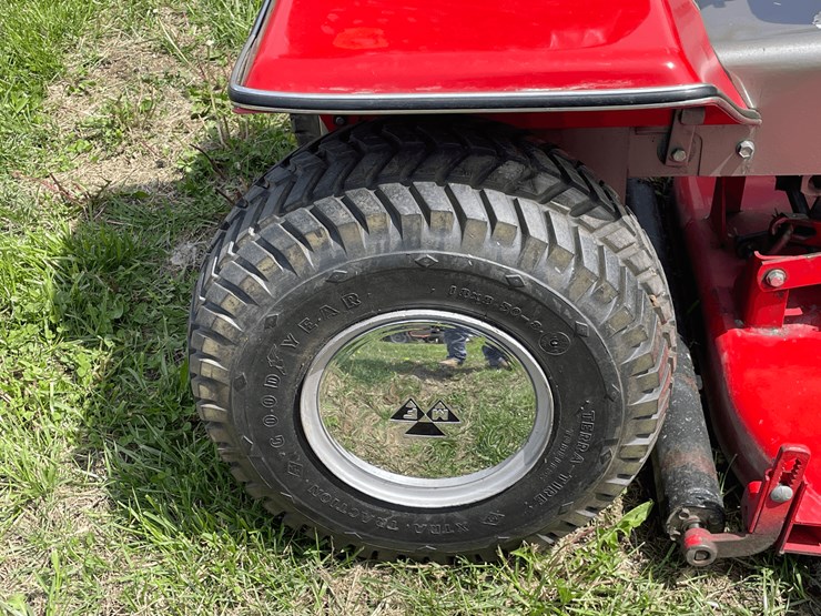 1971-massey-ferguson-7-image-25