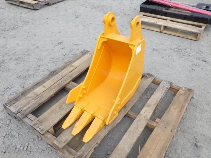 caterpillar-305-image-1