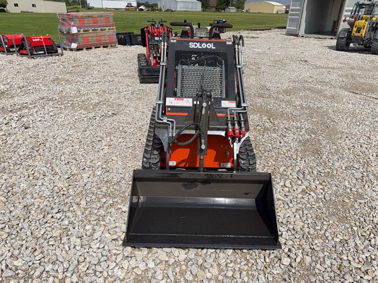 2026-mms-ms36c-mini-skid-steer-image-8