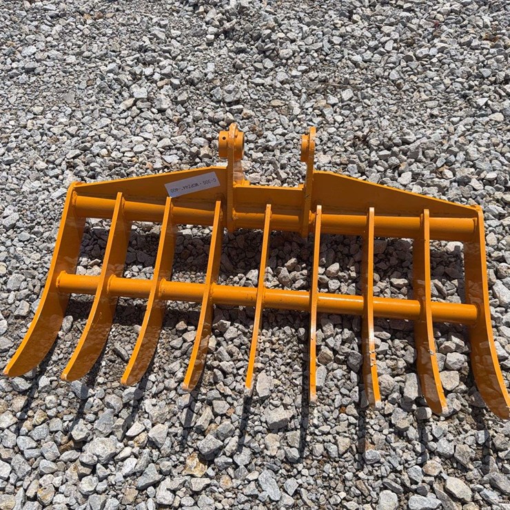 2026 GIYI 44" Excavator Rake