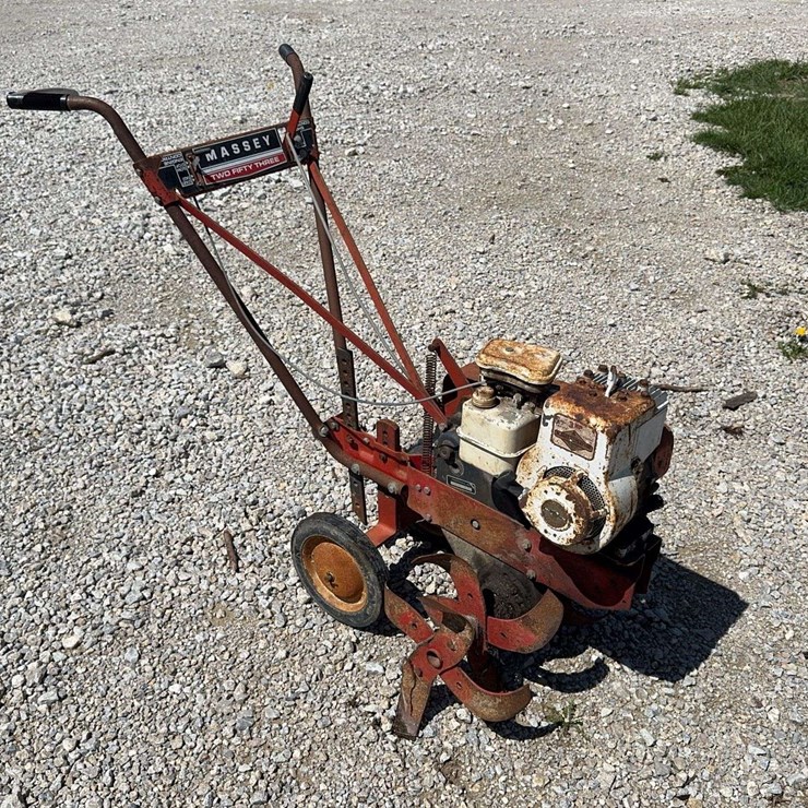 MASSEY-FERGUSON 253