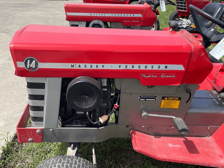 1974-massey-ferguson-14-image-12