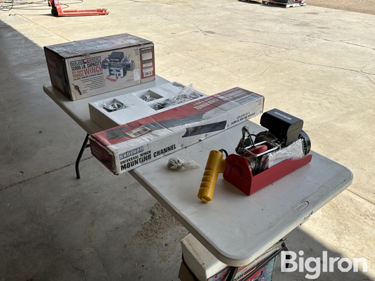 badlands-12,000-lb-winch-image-5