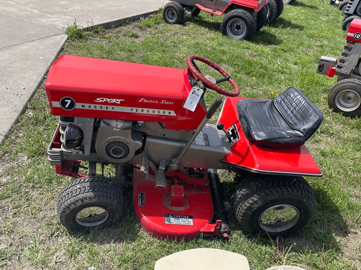 1971-massey-ferguson-7-image-2