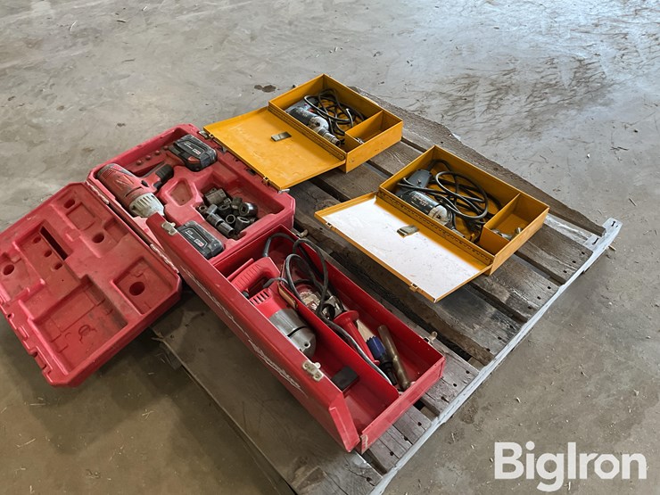 milwaukee-drill-impact-&-heavy-duty-hammer-image-5