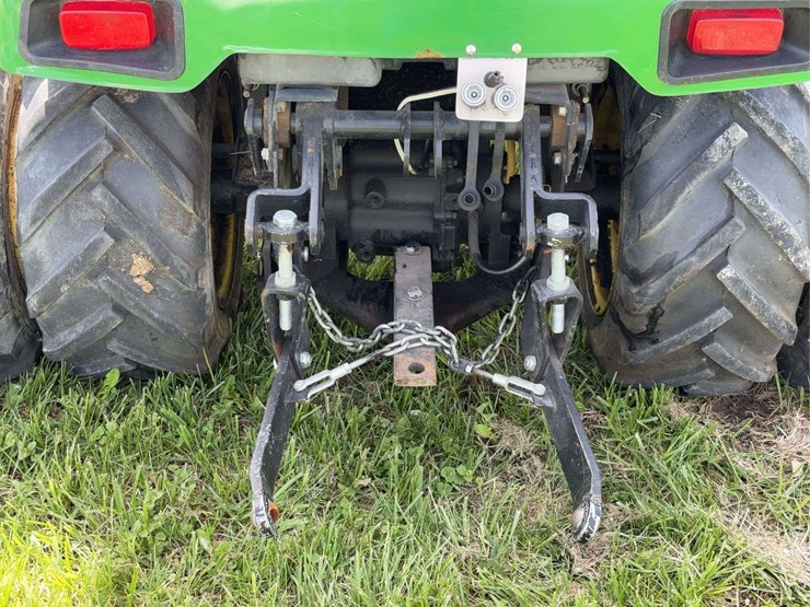 john-deere-322-image-29