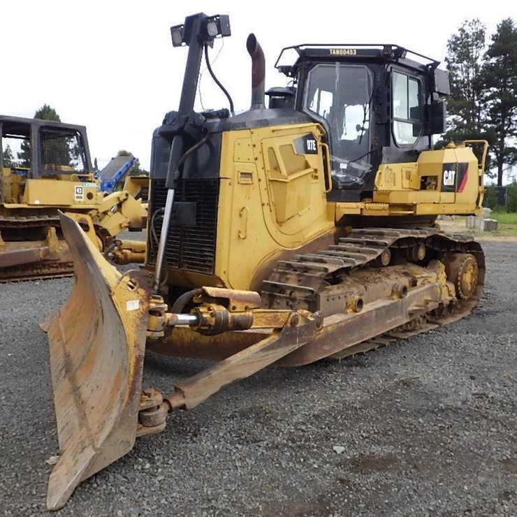 2011 CATERPILLAR D7E