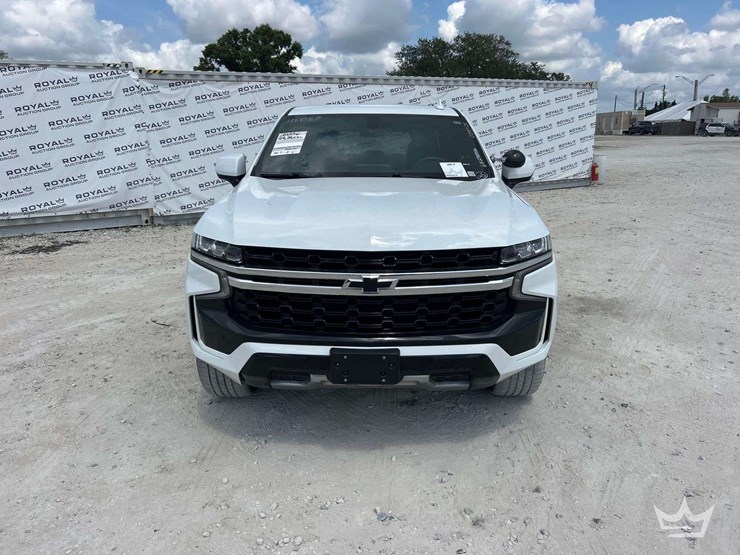 2023-chevrolet-tahoe-image-22