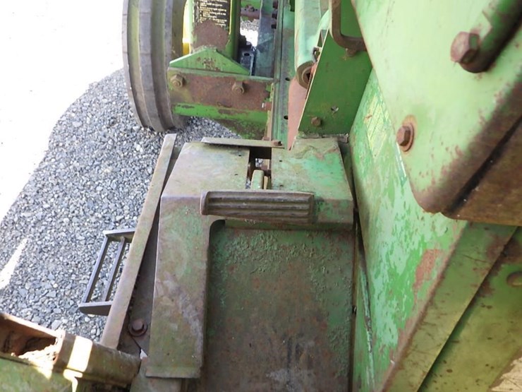 john-deere-4020-image-38