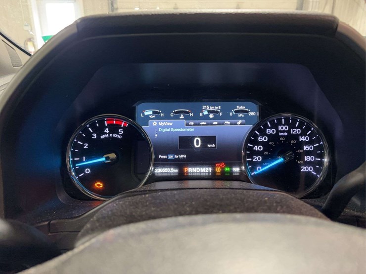 2017-ford-f250-image-15