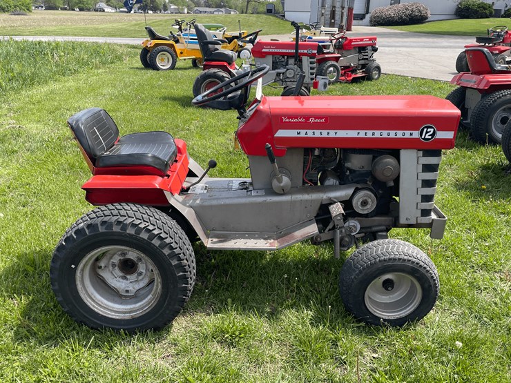 1972-massey-ferguson-12-image-6