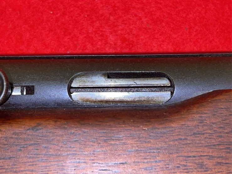 o.f.-mossberg-&-sons-model-351ka-.22-lr-rifle-image-11