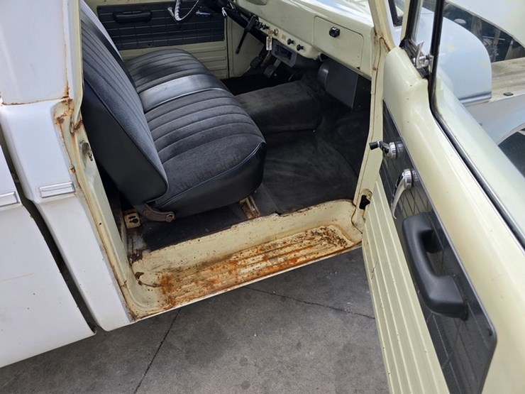 #30-•-1965-dodge-d100-pick-up-truck-image-55