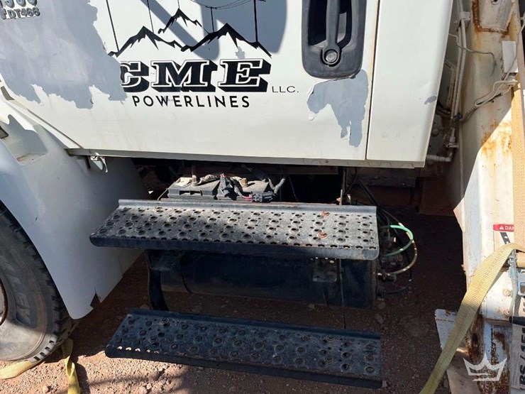 2003-international-durastar-4300-image-8