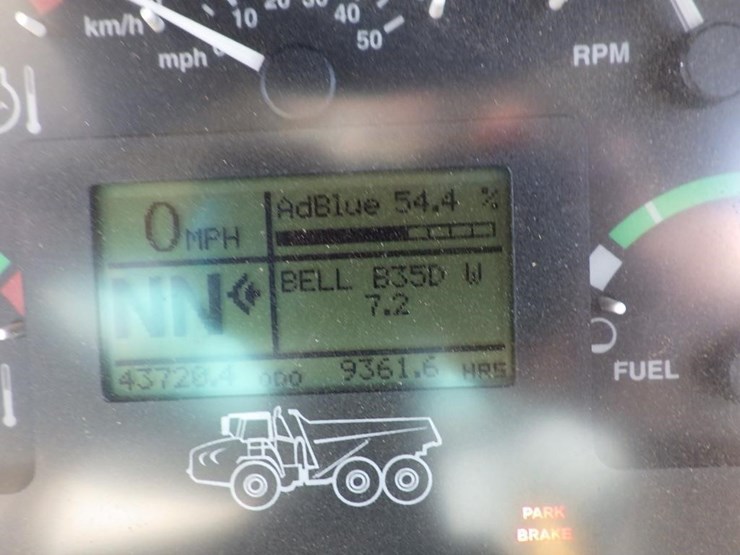 2013-bell-b35d-image-34