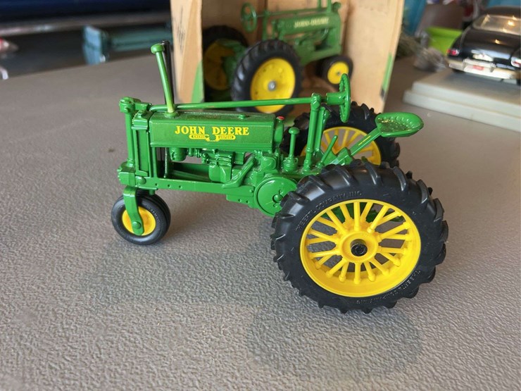 john-deere-model-a-image-9