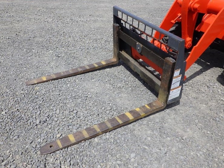 kubota-r420st-wheel-loader-image-26