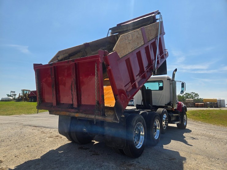 #24354-•-2002-mack-cv513-granite-dumptruck-image-31