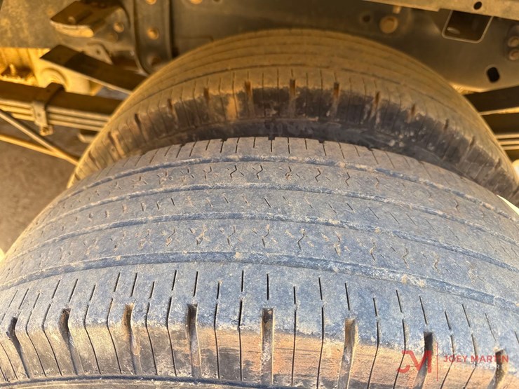 ford-f350-xlt-image-7