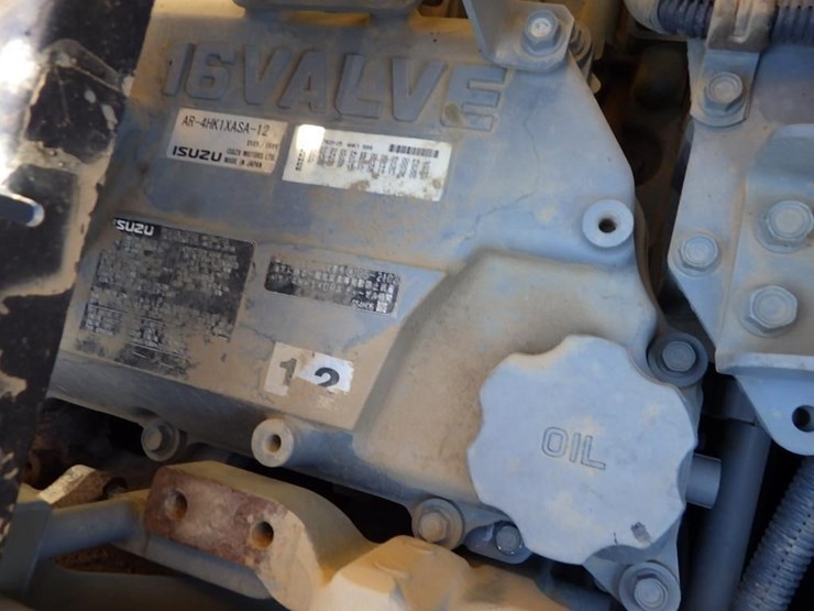 deere-245g-lc-image-39