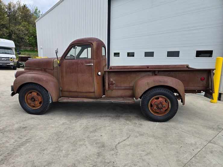 #31-•-1948-studebaker-m15-pick-up-truck-image-2