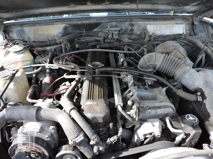 1993-jeep-cherokee-image-4