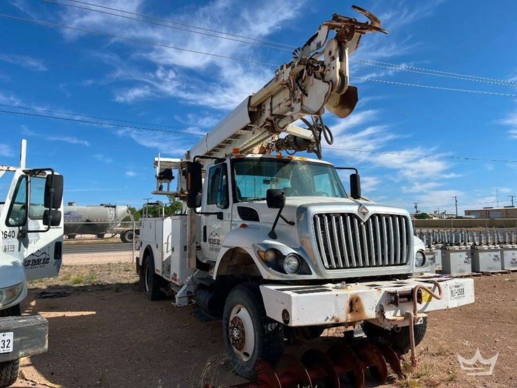 2011-international-workstar-7300-image-2