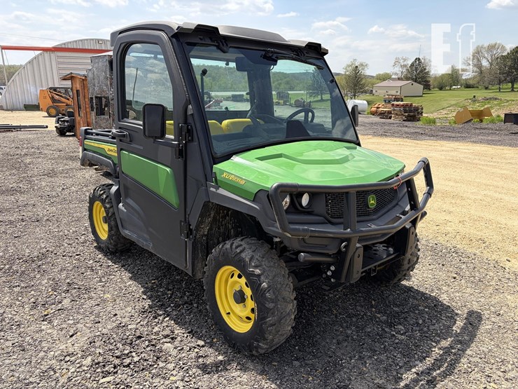 john-deere-gator-xuv-835m-image-4